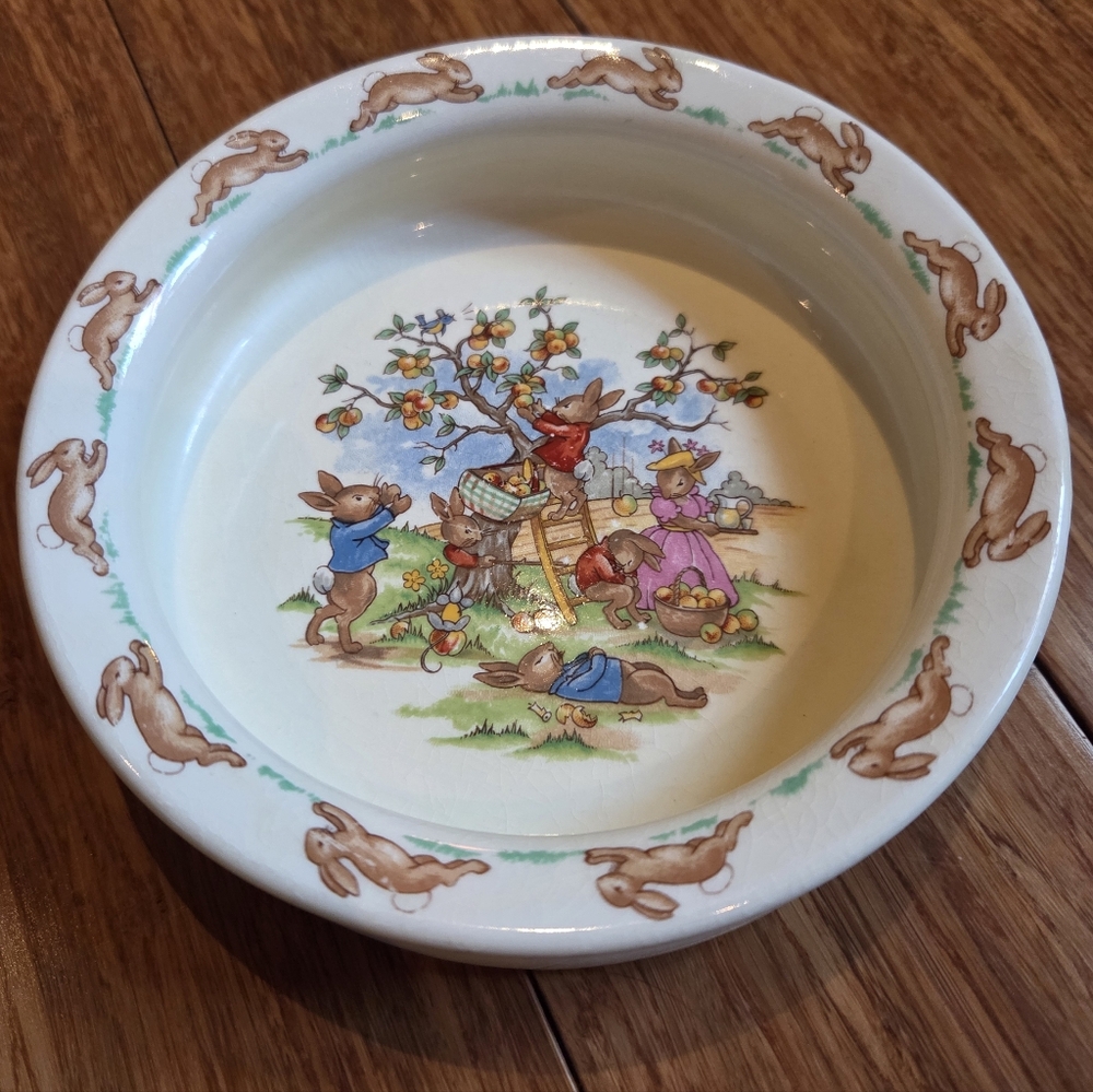 Vintage Children's Ceramic Bowl Royal Doulton Bunnykins